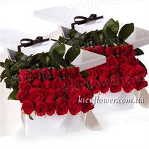 101 Roses in a gift box